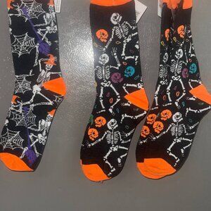 Women's crew socks size 4 - 10  3 pairs NWT